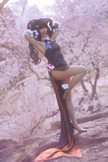 Instagram: mikarizaki